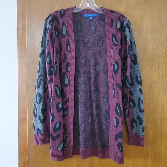 Apt. 9 Leopard Cardigan - Picture 1 of 5